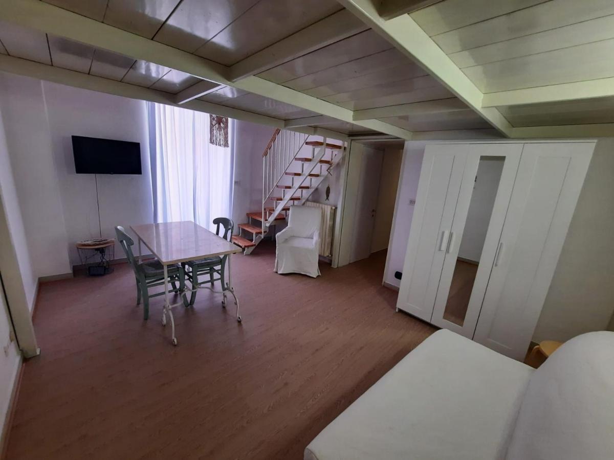 Bed and Breakfast Dimora Almadia Монополи Экстерьер фото