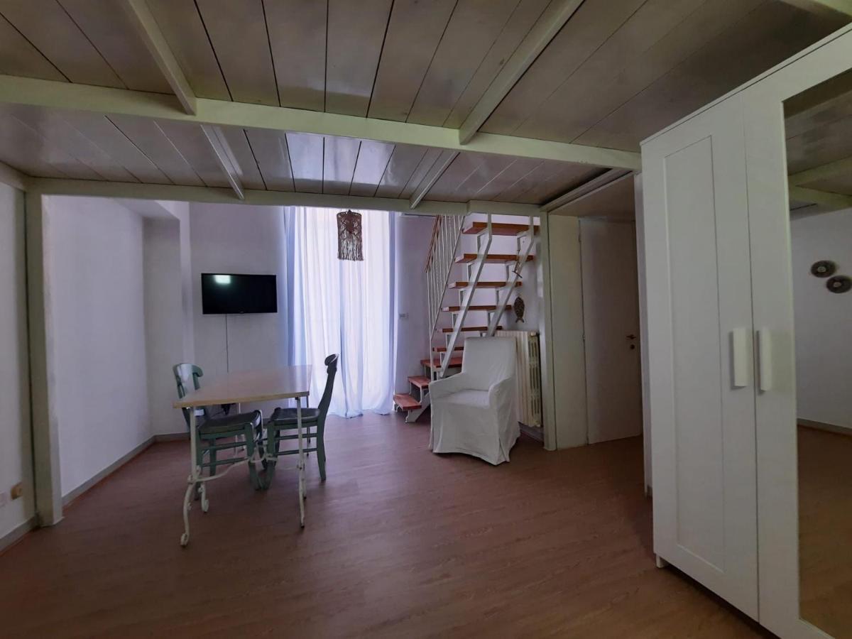 Bed and Breakfast Dimora Almadia Монополи Экстерьер фото